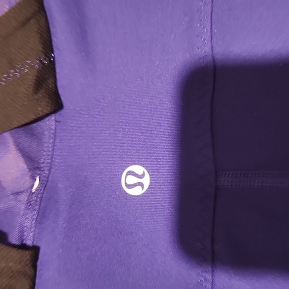 Lululemon  Top - Picture 6 of 8